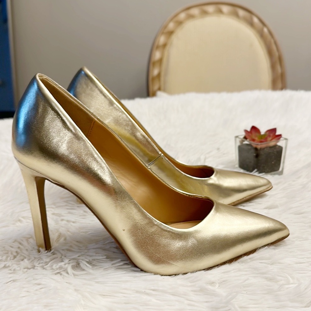 NY & Co. Madison Gold metallic leather pointed toe pumps heels women size 7 - Picture 2 of 9